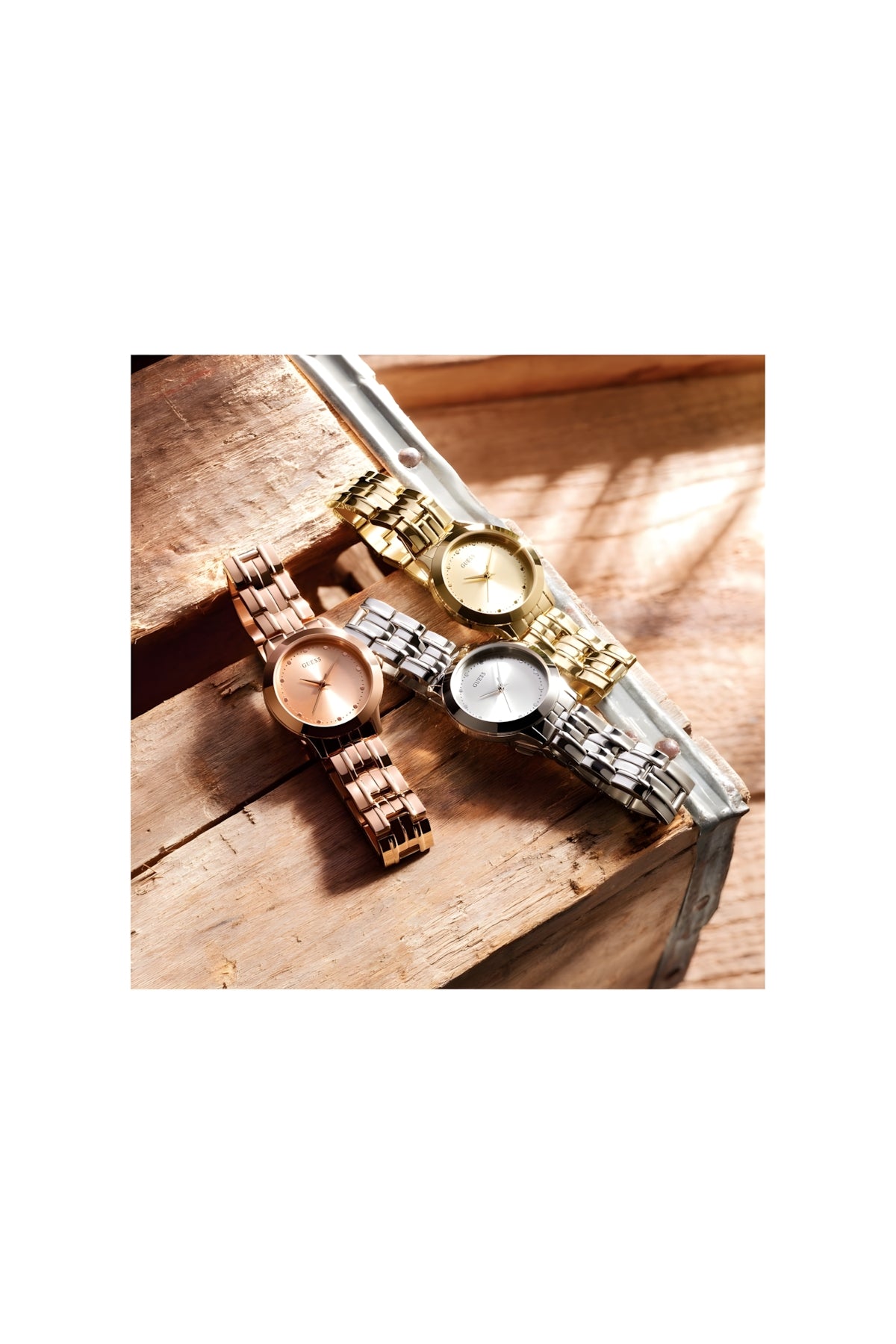 GUESS KADIN KOL SAATİ / METALİK GRİ